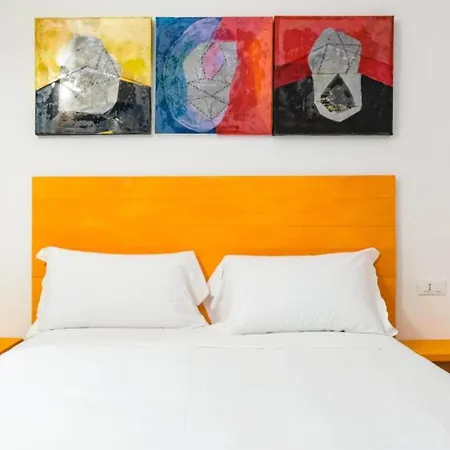 Lia Art Hotel